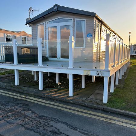3 Bedroomed Caravan With Amazing Sea Views! Scarborough Exterior foto